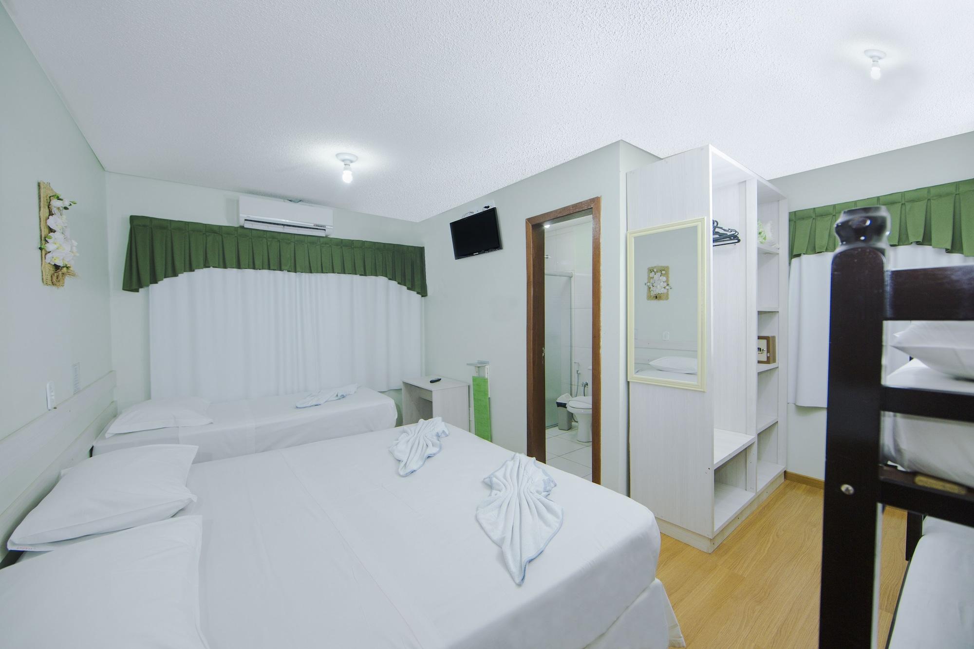 Hotel E Pousada Caroline Foz do Iguaçu Buitenkant foto